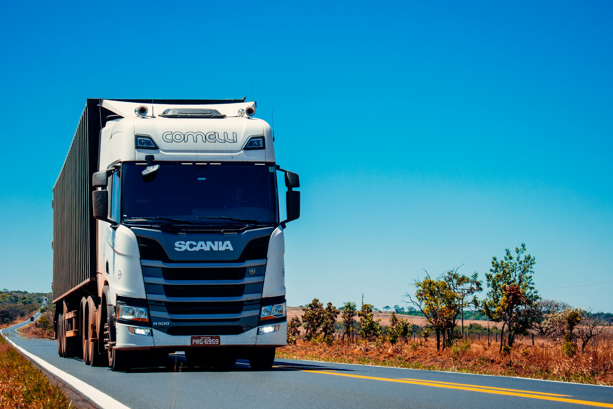 Scania Lkw Front Unsplash